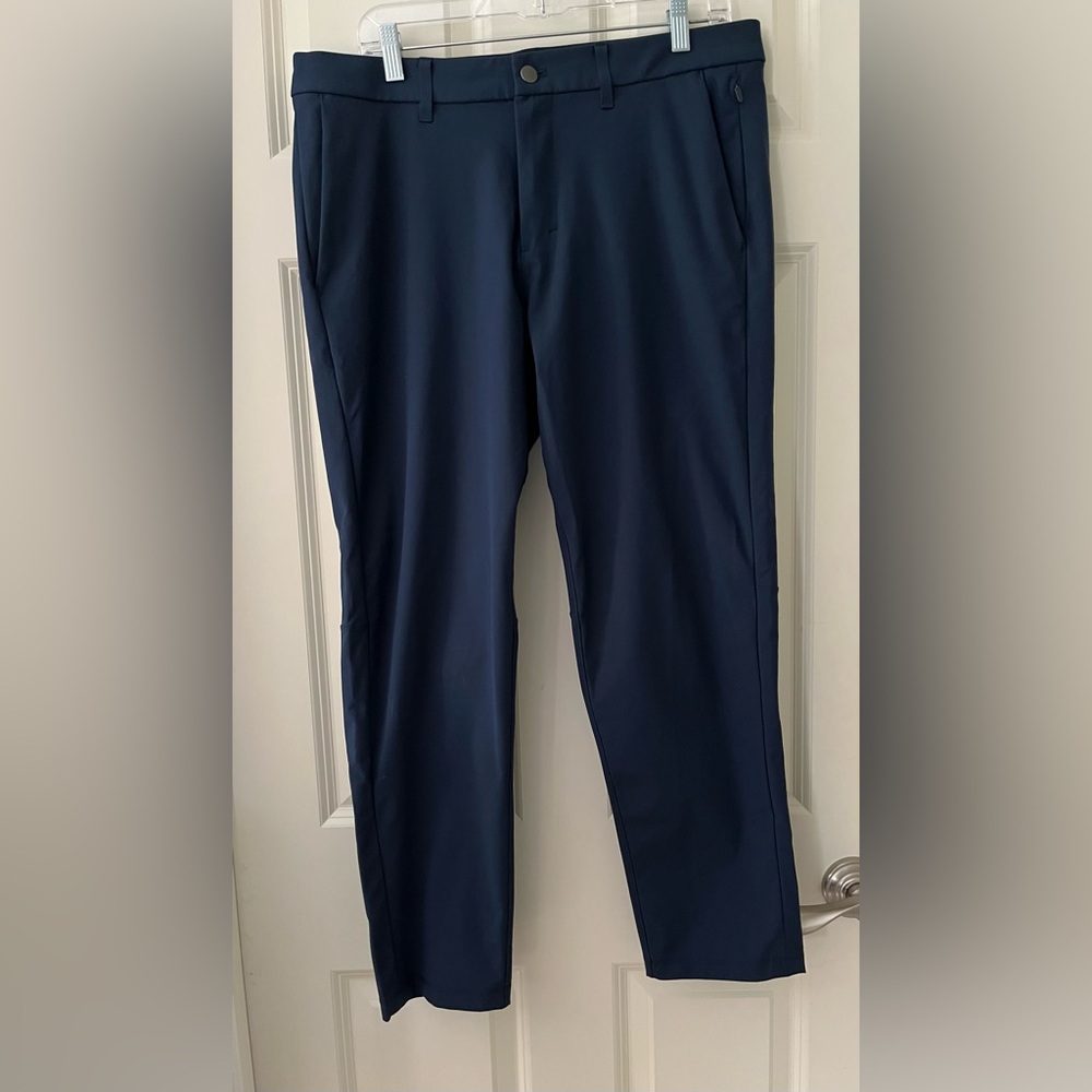Men's Lululemon ABC pants, size 34 activewear golf trousers blue
